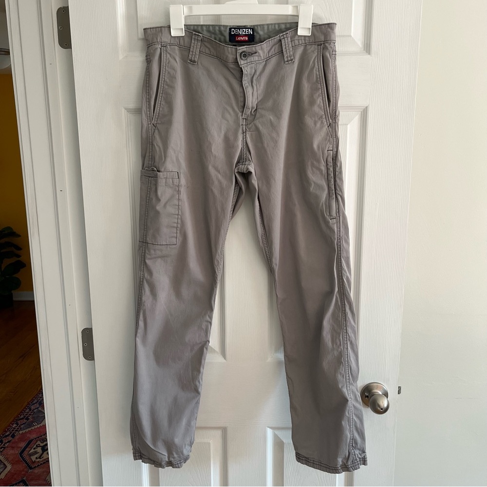 levi’s denizen grey cargo pants size 33x32